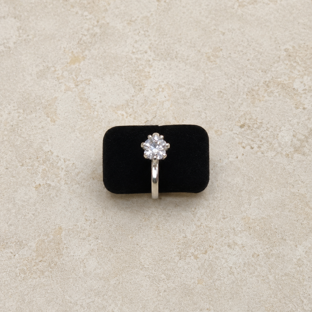 Anti Tarnish nose pin 02