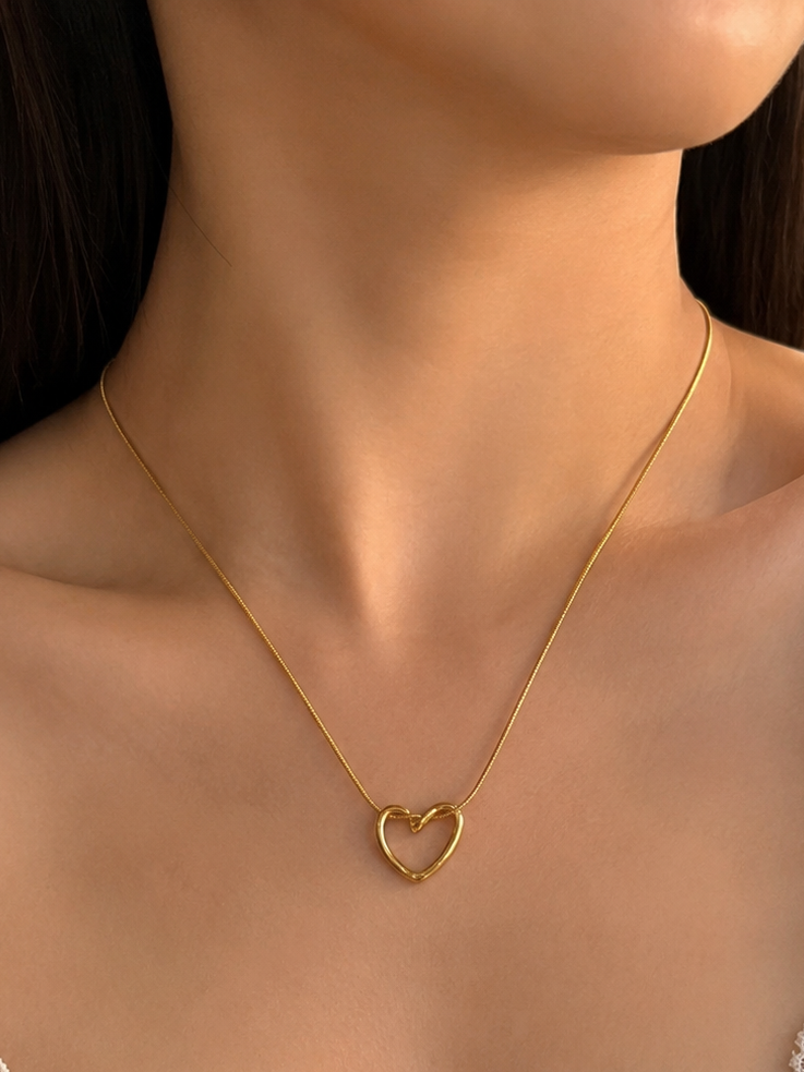 Anti Tarnish Chain Pendant (2003)