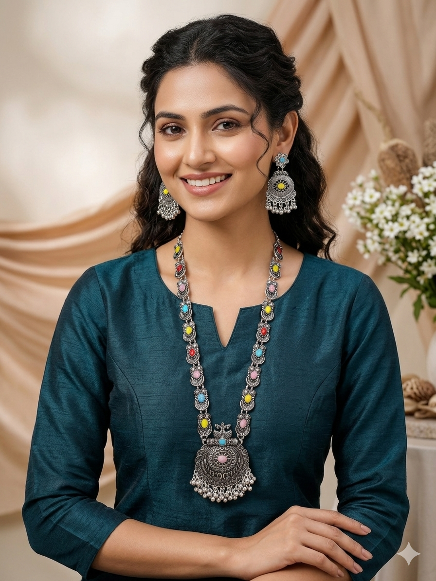Oxodise long set with one pair of earrings and Necklace
