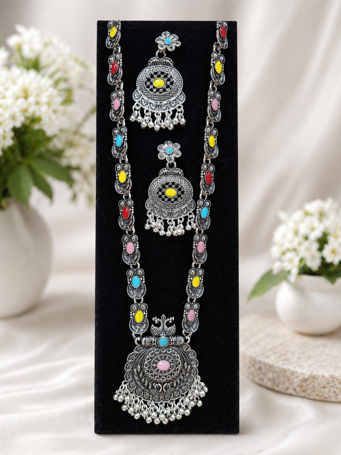 Oxodise long set with one pair of earrings and Necklace