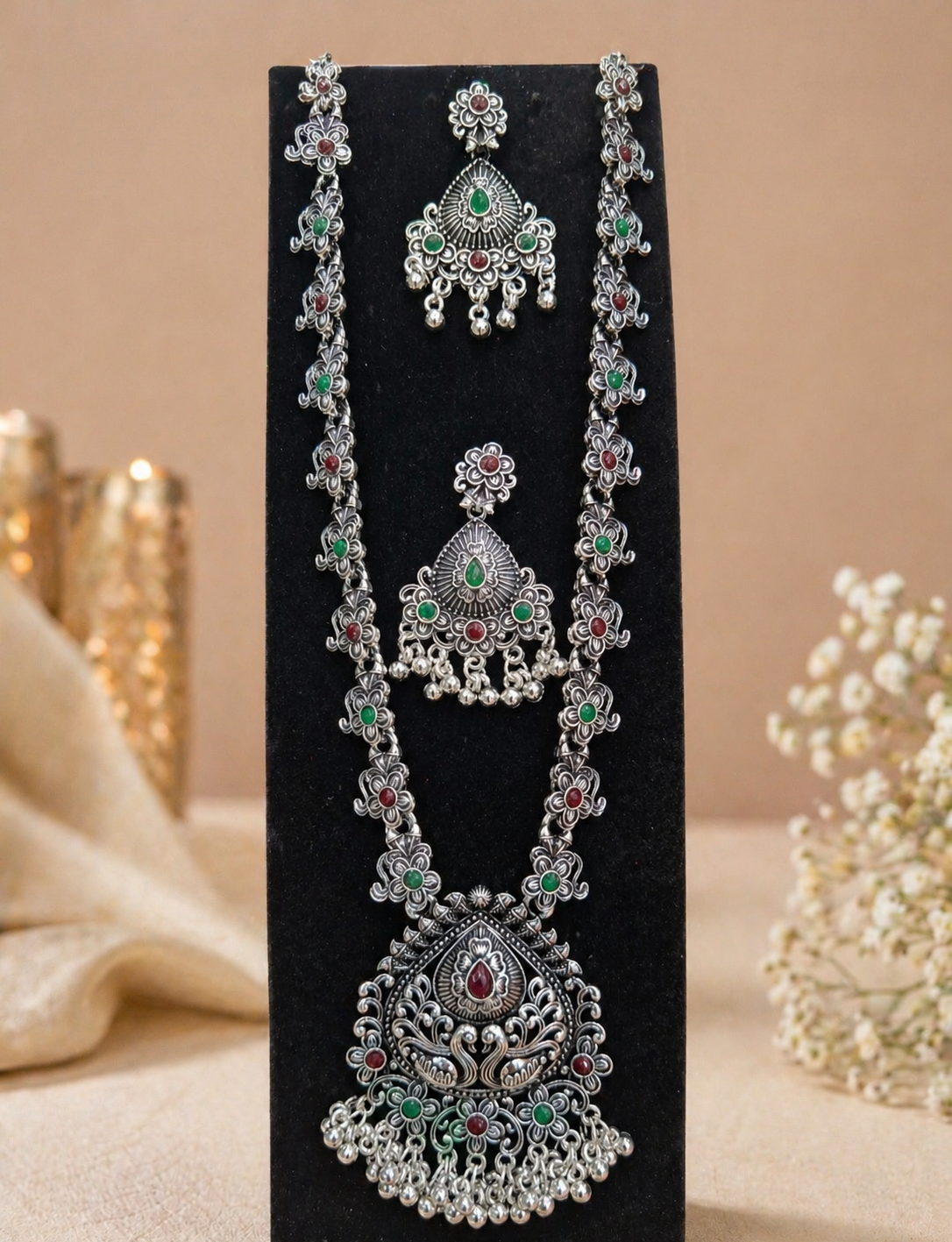 Oxodise long set with one pair of earrings and Necklace