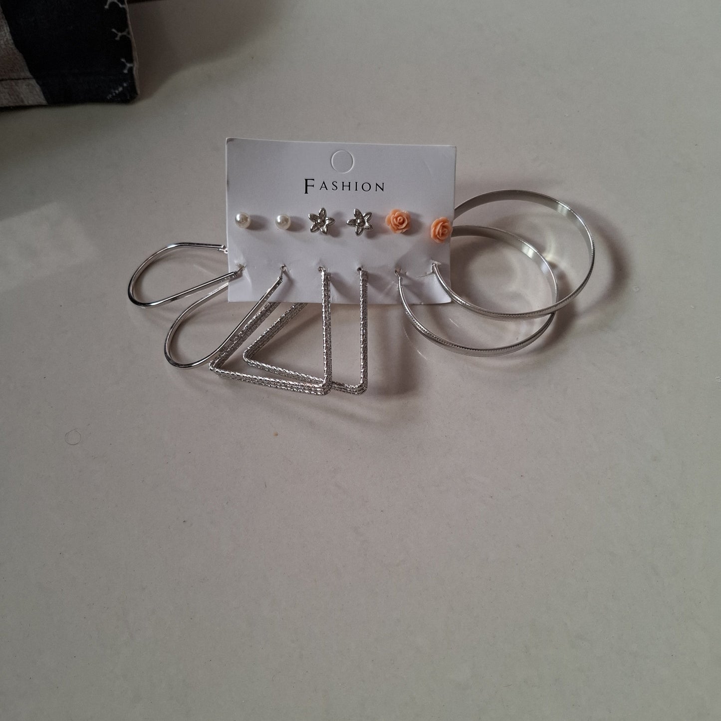 Combo of 6 pair earrings 9